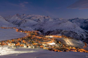 L'ALPE D'HUEZ Appartement 4 couchages idéalement situé Huez